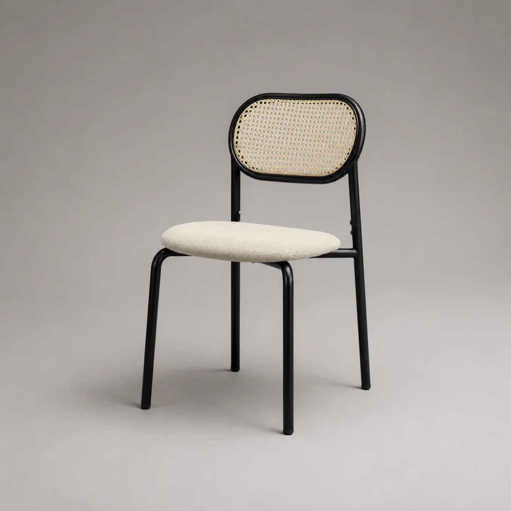 Sedia in acciaio nero con schienale in scatola e sedile in tessuto curvo ecru, 47 × 52 × 80 cm